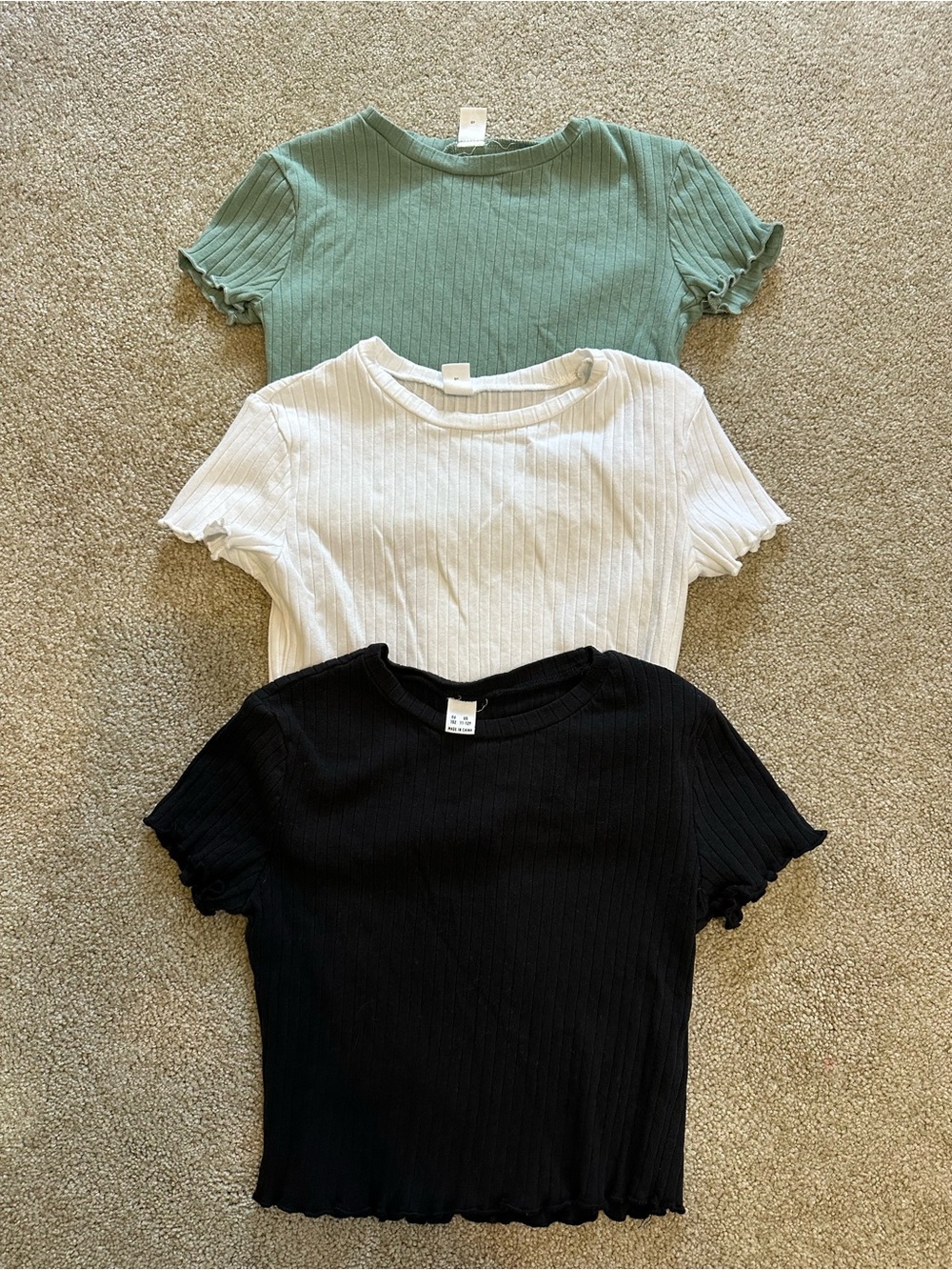SHEIN Ribbed Lettuce-Edge Short Sleeve Crop Top Trio - Sage, White, Black
